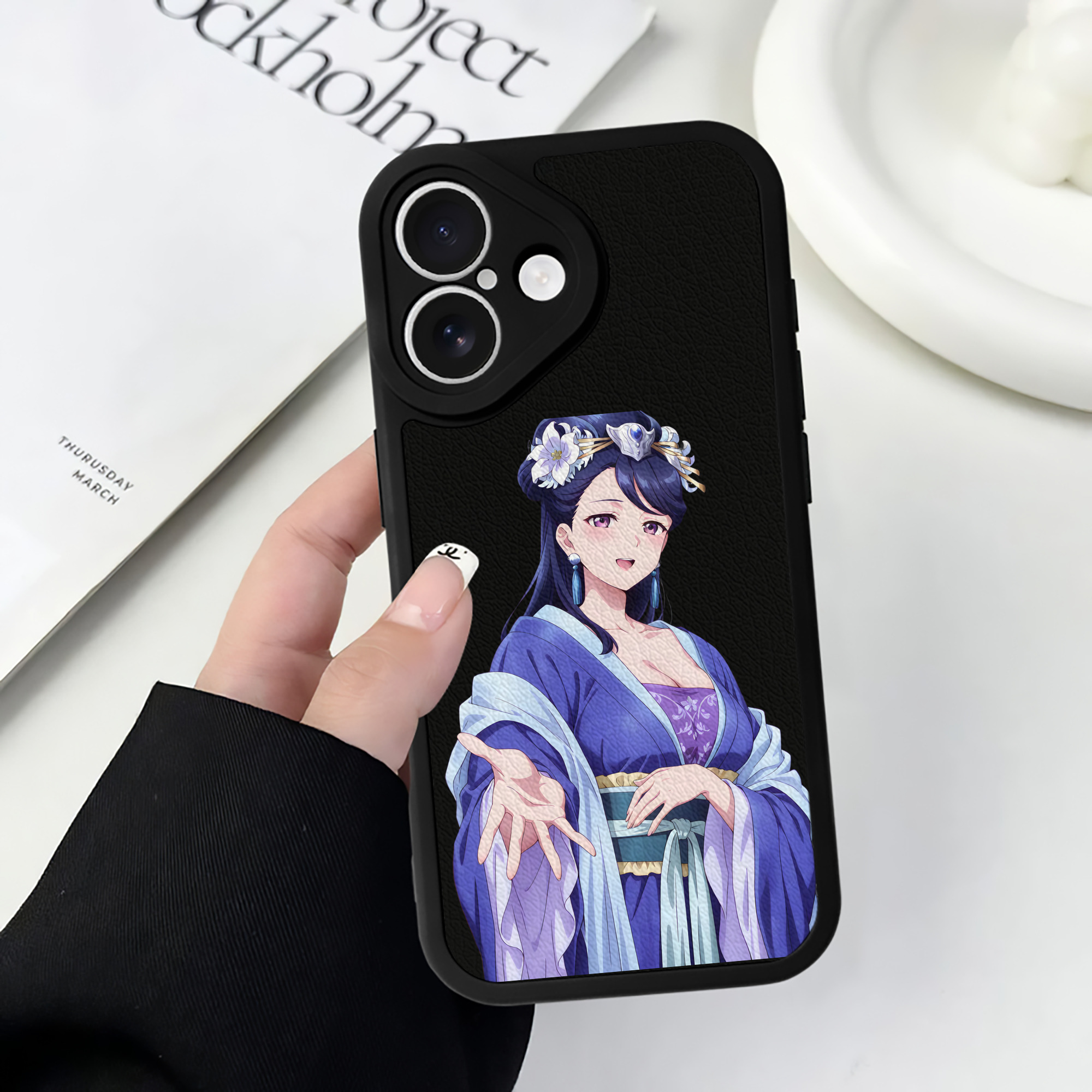 薬屋のひとりごと The Apothecary Diaries 【iPhone 16シリーズ対応】シリコンスマホケース（レザー調） 材質：シリコン